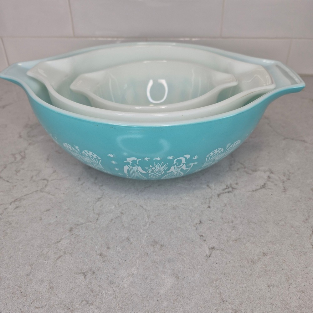 Pyrex Mixing Bowls Butterprint Amish 3 Piece Set Turquoise White - Picture 3 of 16